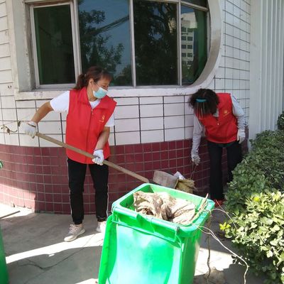 巩义市融媒体中心开展环境卫生大清洁志愿服务活动
